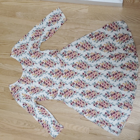 3 girls Old Navy dresses - Picture 2 of 9